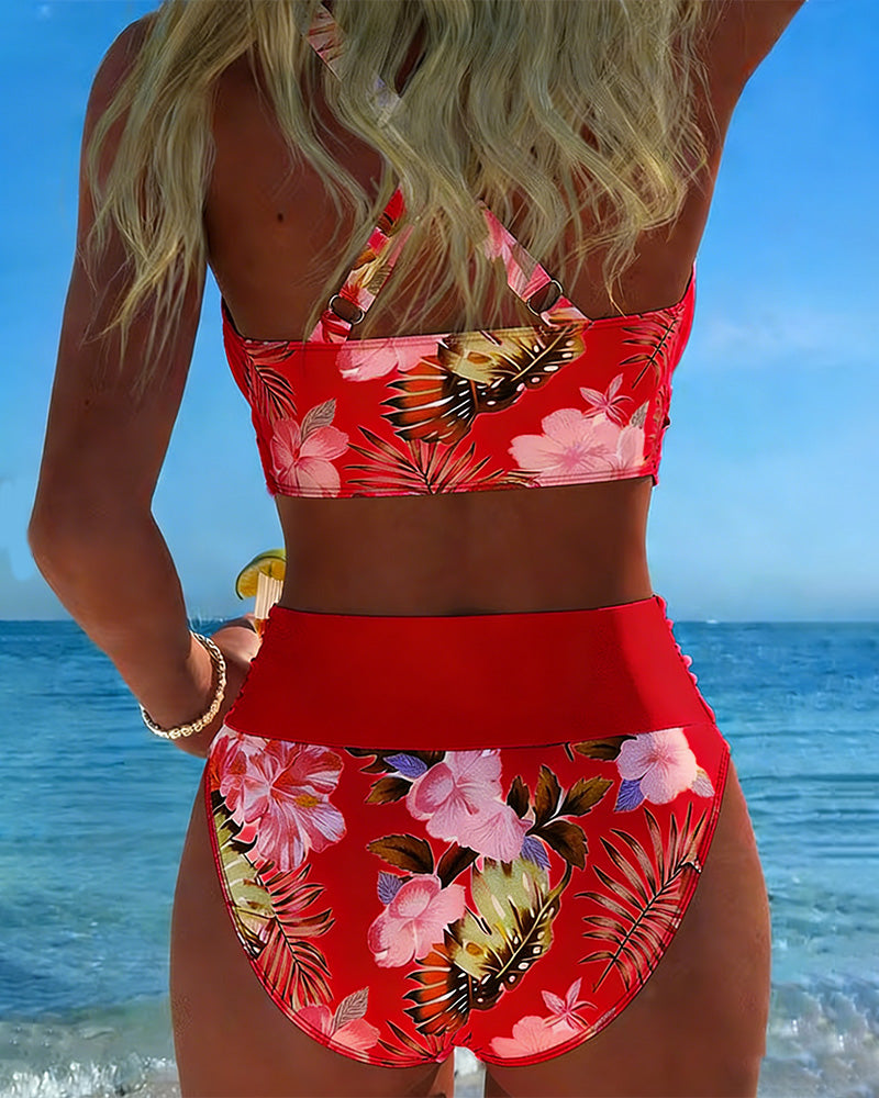 Biquíni com estampado floral em contraste e fenda