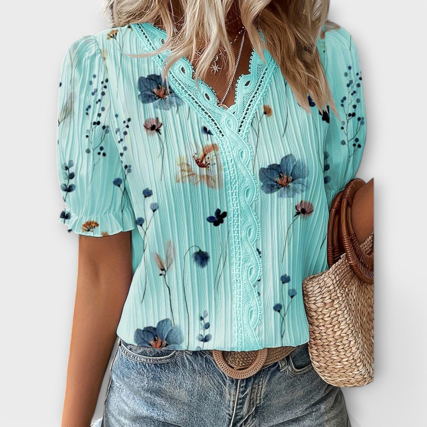 Emília - Blusa com decote em V